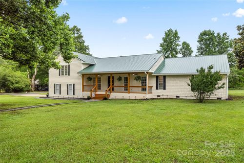 105 Pelican Ct, Mooresville, NC, 28117-9214 | Card Image