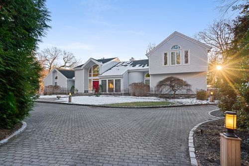 19 Mallard Dr, Lloyd Harbor, NY, 11743-9712 | Card Image