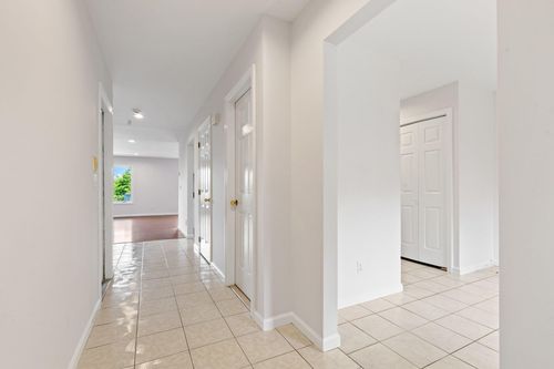 2 Larissa Ln, Thornwood, NY, 10594-1137 | Card Image