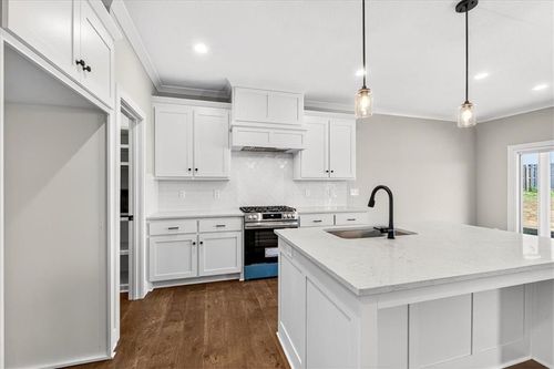 25064 W 94th Ter, Lenexa, KS, 66227-7388 | Card Image