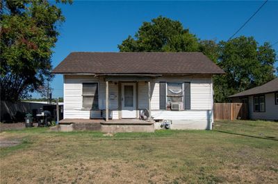 1825 Bagby Avenue, House other with 3 bedrooms, 1 bathrooms and null parking in Waco TX | Image 1