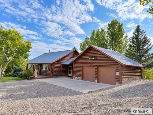 1512 Old Leesburg St, Salmon, ID, 83467-3051 | Card Image