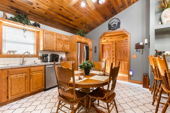 9485 Us Highway 60 E, House other with 3 bedrooms, 2 bathrooms and null parking in Morehead KY | Image 22