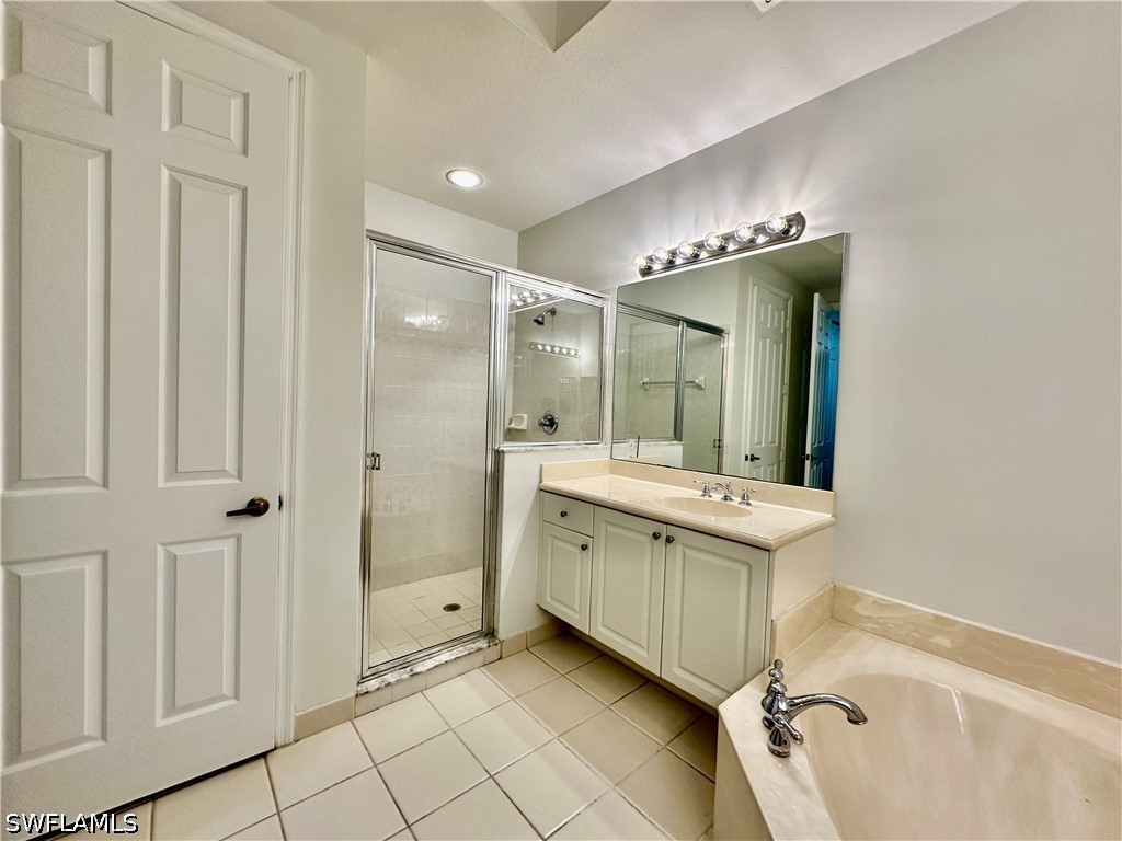 Residential Lease in Naples 5
