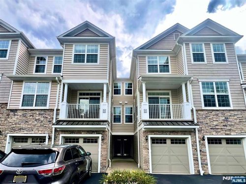 81 Autumn Way, Montvale, NJ, 07645-1794 | Card Image