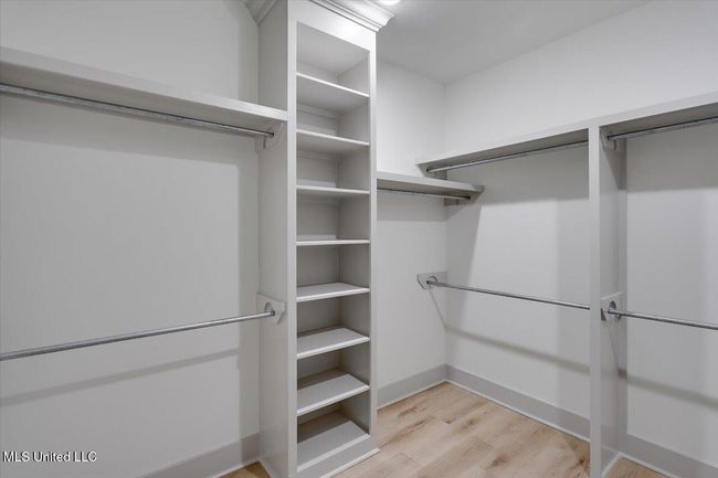 24-1014 Kensington Dr | Image 24