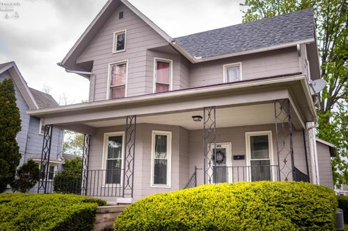 806 Napoleon St, Fremont, OH, 43420-2427 | Card Image