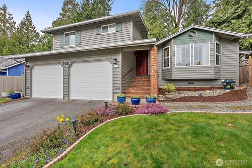 952 Marwood Drive Ne, Bremerton, WA, 98311 | Card Image