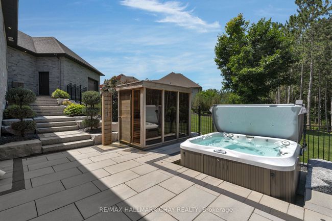 105 Mennill Dr, House other with 4 bedrooms, 4 bathrooms and 9 parking in Minesing ON | Image 41