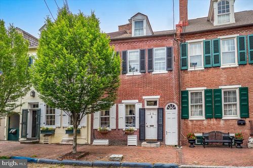 28 The Strand, Historic New Castle, DE, 19720-4826 | Card Image