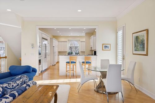 5000 Malibu Dr, Edina, MN, 55436-2713 | Card Image