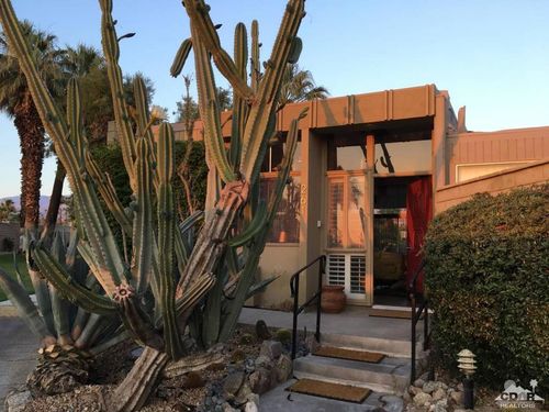 261 Sandpiper St, Palm Desert, CA, 92260-3468 | Card Image