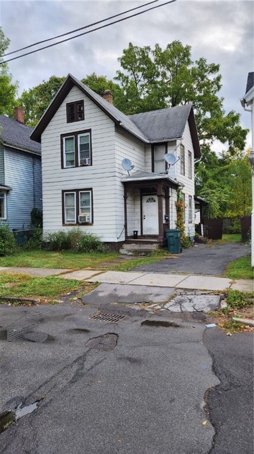 128 Myrtle St, Rochester, NY, 14606-1740 | Card Image