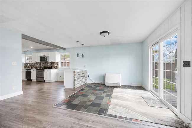 Dining Area | Image 5