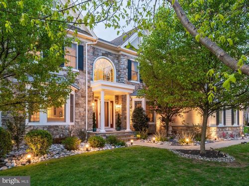 3805 Woodland Dr, NEWTOWN SQUARE, PA, 19073-1091 | Card Image
