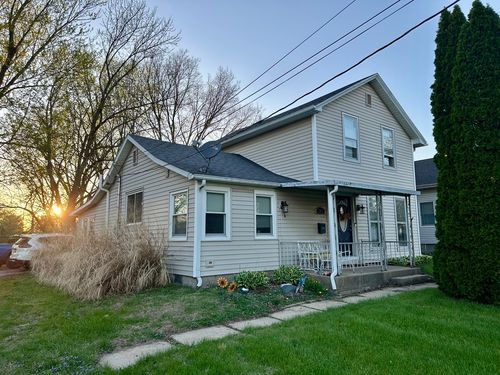 712 N 1st St, Princeton, IL, 61356-1212 | Card Image