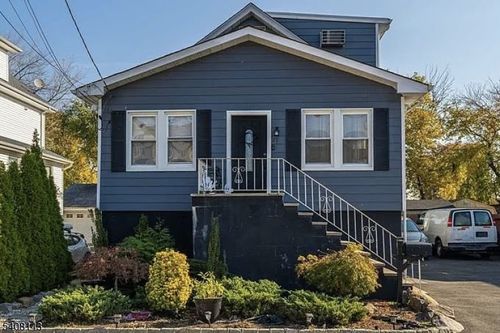 28 Sabina St, Little Ferry, NJ, 07643-1743 | Card Image