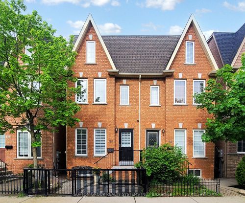 180 Rankin Cres, Toronto, ON, M6P4H9 | Card Image