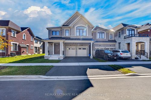 2885 Foxden Sq, Pickering, ON, L1X0N9 | Card Image