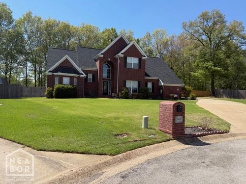 5909 Friendship Cir, Jonesboro, AR, 72404-9559 | Card Image