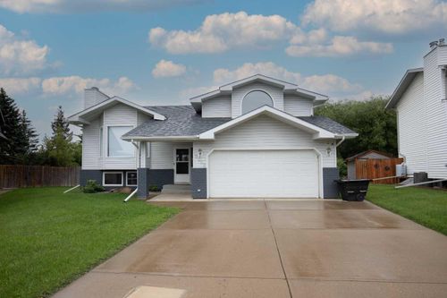 5022-60 Street Close, Lacombe, AB, T4L1M3 | Card Image