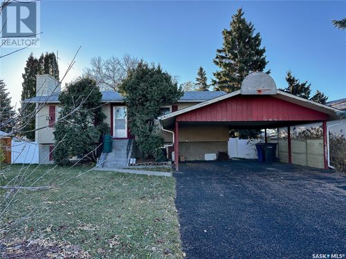 2126 101st Cres, North Battleford, SK, S9A1C3 | Card Image