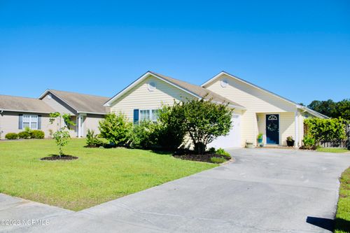 2016 Heritage Ln, Jacksonville, NC, 28546-3215 | Card Image