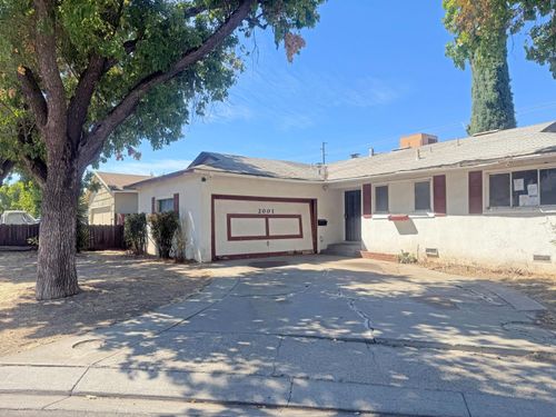 2001 Fremont Ave, Modesto, CA, 95350-3100 | Card Image