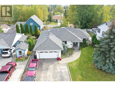 510 Dixon St, House other with 5 bedrooms, 3 bathrooms and null parking in Quesnel BC | Image 2