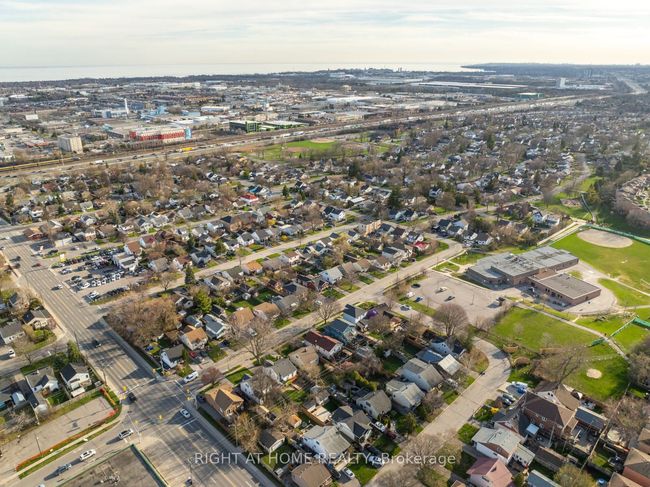 8 Ontario St, House other with 3 bedrooms, 1 bathrooms and 2 parking in Ajax ON | Image 16