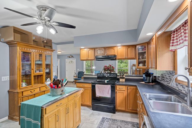 902 Union St, House other with 3 bedrooms, 2 bathrooms and null parking in Glasgow MO | Image 18