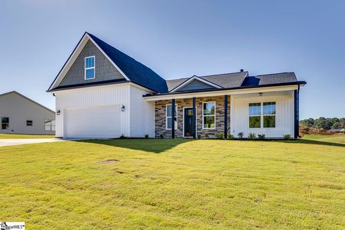 104 Old Glory Ct, Pickens, SC, 29671-7005 | Card Image