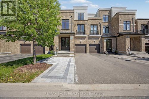 132 Elyse Court, Aurora, ON, L4G2C9 | Card Image