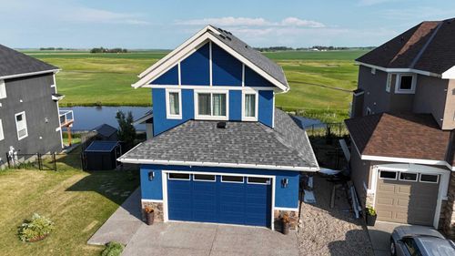 670 Muirfield Cres, Lyalta, AB, T0J1Y1 | Card Image