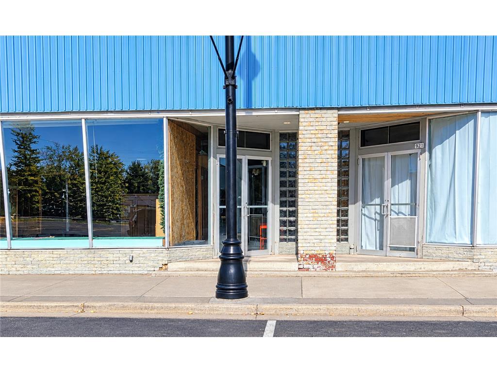 921 Main St, Boyceville, WI 54725