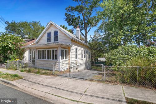 3415 40th Pl, BRENTWOOD, MD, 20722-2113 | Card Image