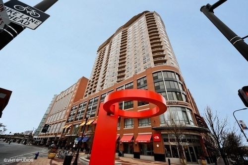 unit-902-807 Davis St, Evanston, IL, 60201-4822 | Card Image