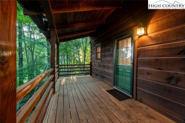170 Mountain Laurel Ln, House other with 2 bedrooms, 4 bathrooms and null parking in Blowing Rock NC | Image 37