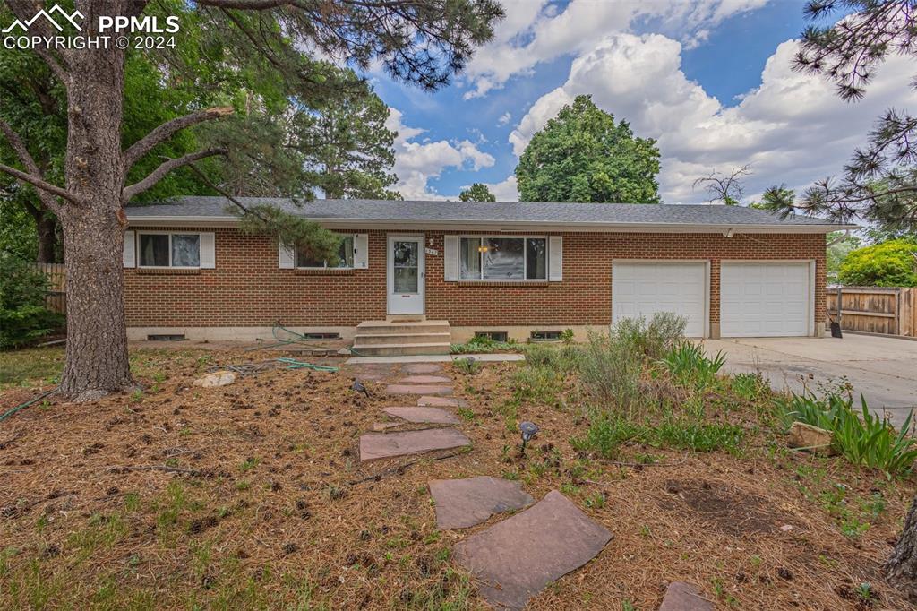 Doyle Pl, Colorado Springs, CO 80915