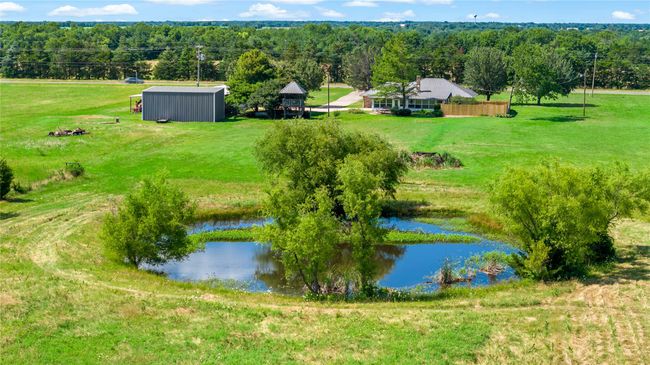 4395 Farm Road 2820, House other with 3 bedrooms, 2 bathrooms and null parking in Sumner TX | Image 7