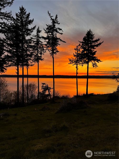 6902 190th Ave Sw, Longbranch, WA, 98351-8206 | Card Image
