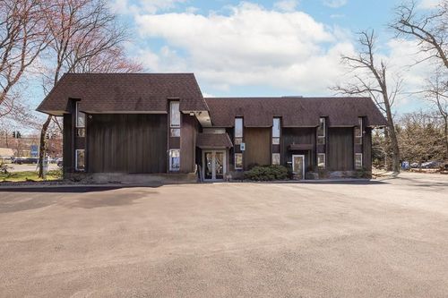 377 Route 59, Airmont, NY, 10952-3430 | Card Image