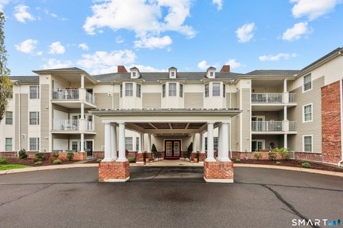 111-25 Cassandra Boulevard, West Hartford, CT, 06107 | Card Image
