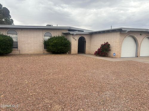 10316 Ashwood Dr, El Paso, TX, 79925-6314 | Card Image