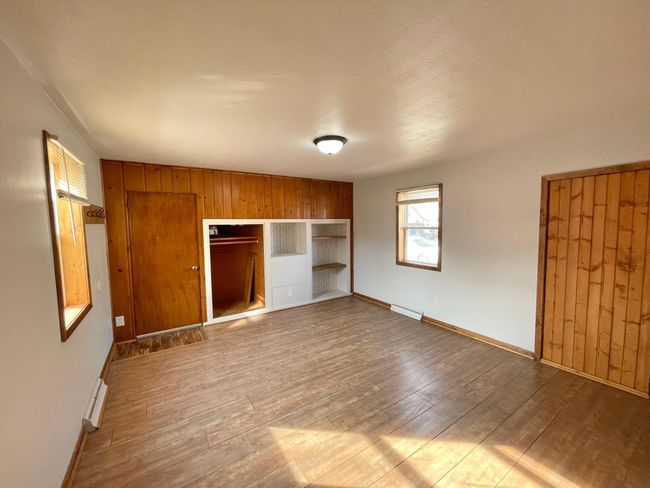421 W Van Dusen St, House other with 5 bedrooms, 2 bathrooms and null parking in Springfield MN | Image 19