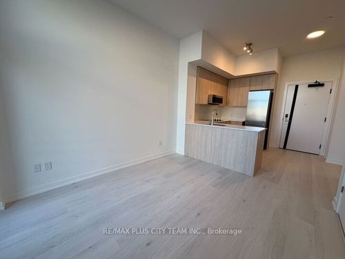 104-2501 Saw Whet Blvd, Oakville, ON, L6M5N2 | Card Image