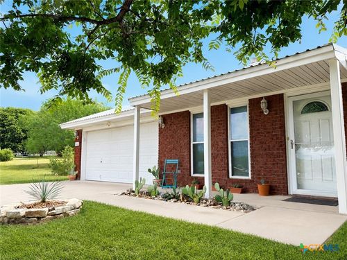 369 County Road 3367, Kempner, TX, 76539-3562 | Card Image