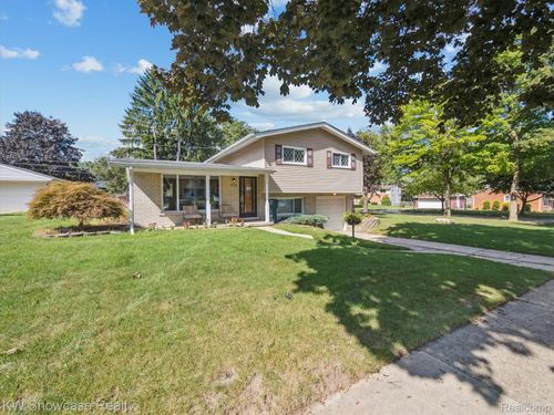 714 Sweetbriar, Milford, MI, 48381-1568 | Card Image