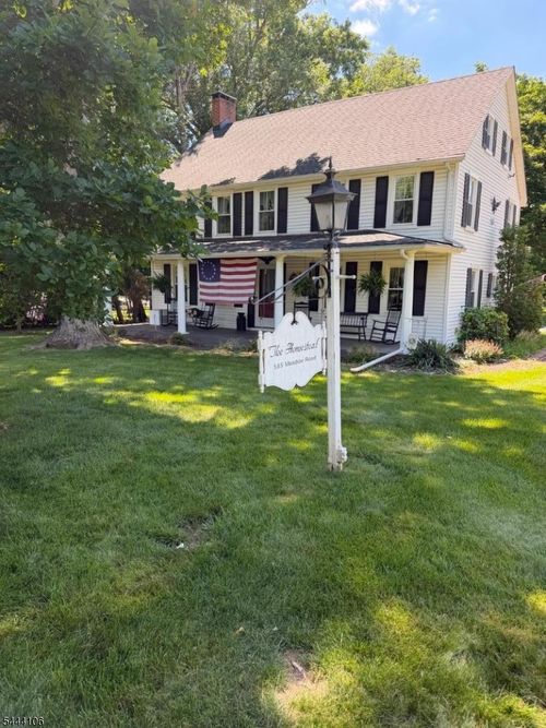 585 Meadow Rd, Bridgewater, NJ, 08807-1957 | Card Image