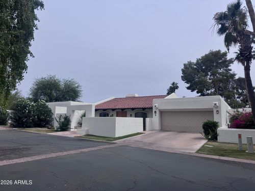 1-4450 E Camelback Rd, Phoenix, AZ, 85018-2829 | Card Image